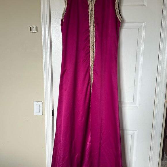 Moroccan Kaftan - Picture 2 of 5